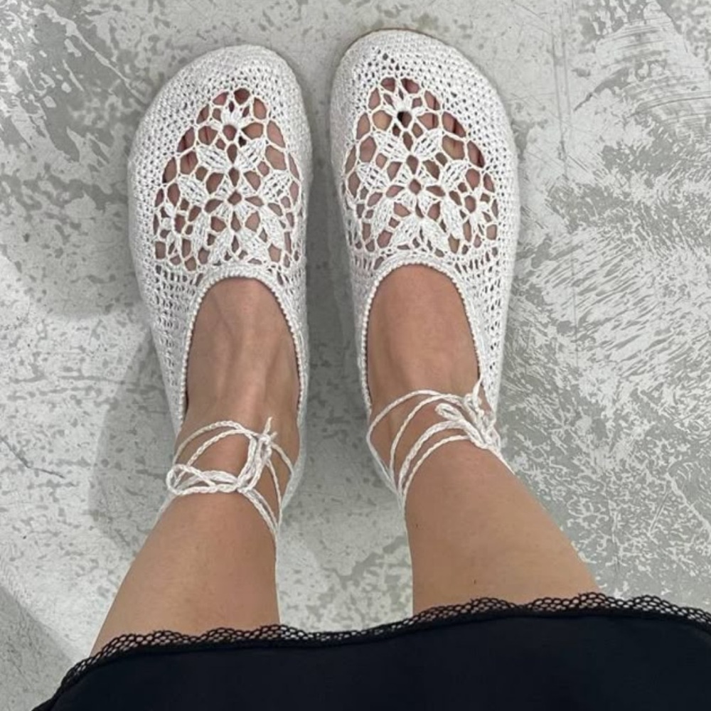 Hvoya (lookalike) White Crochet Women's Shoes
